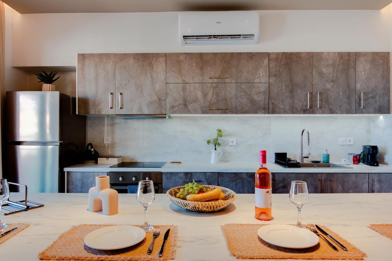 Agapi'S Luxury Apartment ピュロス エクステリア 写真